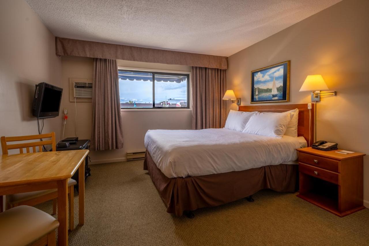 Sidney Waterfront Inn & Suites Екстер'єр фото