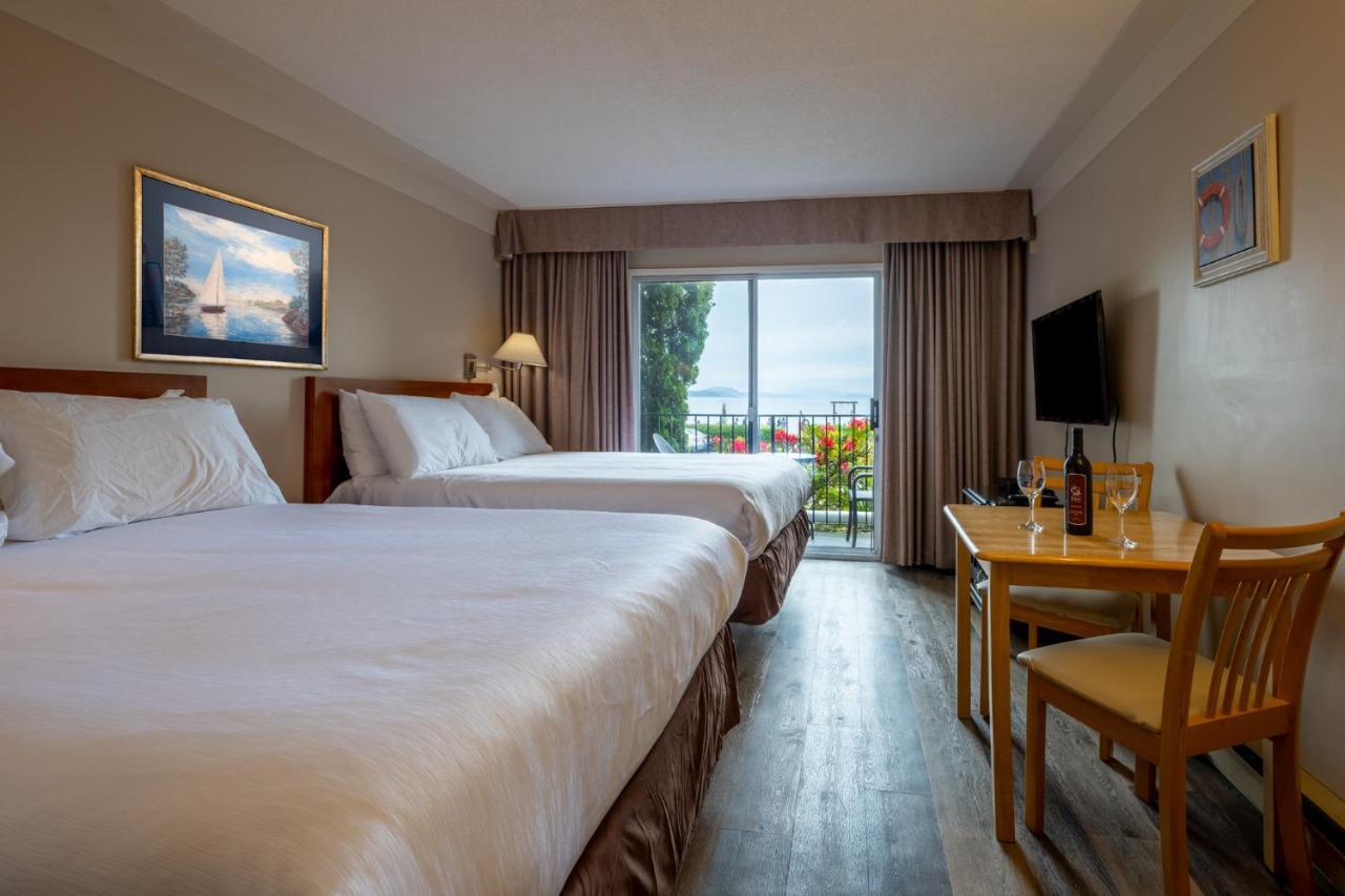 Sidney Waterfront Inn & Suites Екстер'єр фото
