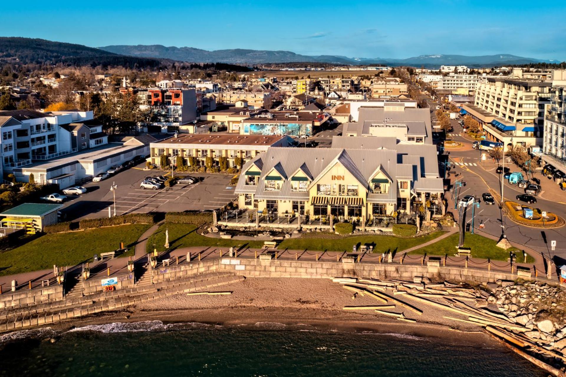 Sidney Waterfront Inn & Suites Екстер'єр фото